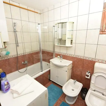 Apartman As *